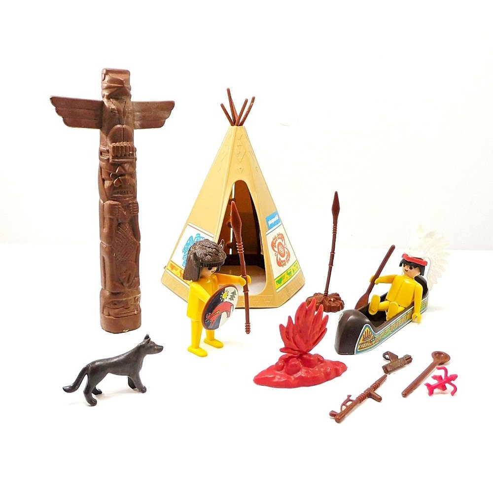Playmobil Native American Indian Play Set Teepee Canoe Totem16+ Pieces 1974